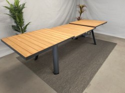 te-velde-tuinmeubelen-fontana-uitschuifbare-aluminium-teak-tuintafel-fontana220.jpg