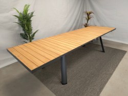 te-velde-tuinmeubelen-fontana-uitschuifbare-aluminium-teak-tuintafel-fontana220.jpg