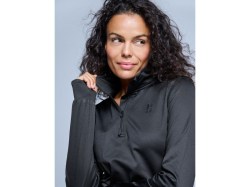 poederbaas-dames-ski-pully-arctic-black-model-detail-pb010712-001