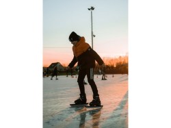 nijdam-norenschaats-verstelbaar-semi-softboot-rink-raven-sfeer-n13aa02