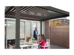 suns-rota-aluminium-overkapping-360-x-400-achter-huis-sfeer-rota360-400