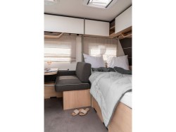 walra-travel-dekbed-caravan-camper-140-200-lichtgrijs-antraciet-sfeer-links-1470200