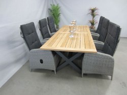 te-velde-tuinmeubelen-elize-tuinstoel-met-lucan-teak-tuintafel-zijkant-elizelucan240