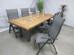 te-velde-tuinmeubelen-tuinset-lecce-tuinstoel-met-hartman-yasmani-teak-tuintafel-stoel-dichtbij-lecceyasmani240