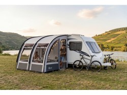 dorema-licgthewicht-caravanvoortenten-magnum-260