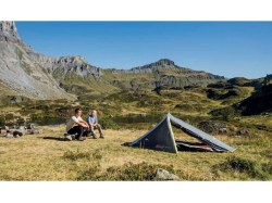 coleman-trekking-tent-bedrock-2-2176906